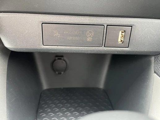 Toyota Yaris - Afbeelding 29 van 30