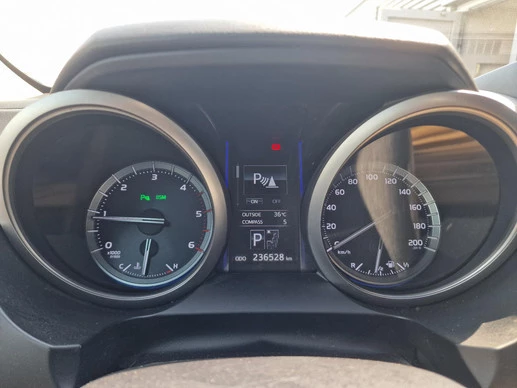Toyota Land Cruiser - Afbeelding 28 van 30