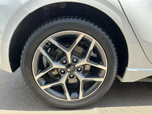 Kia Ceed - Afbeelding 7 van 30