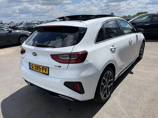 Kia Ceed - Afbeelding 8 van 30