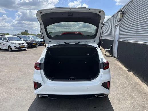 Kia Ceed - Afbeelding 10 van 30