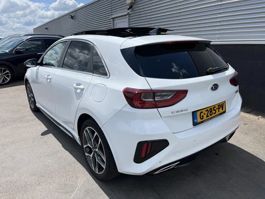 Kia Ceed - Afbeelding 12 van 30