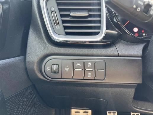 Kia Ceed - Afbeelding 27 van 30