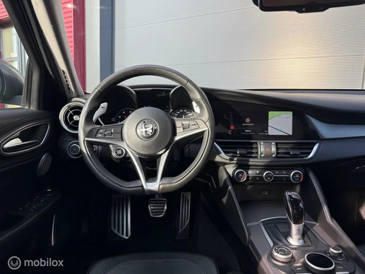 Alfa Romeo Giulia - Afbeelding 14 van 20