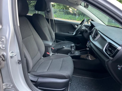 Kia Rio - Afbeelding 8 van 13