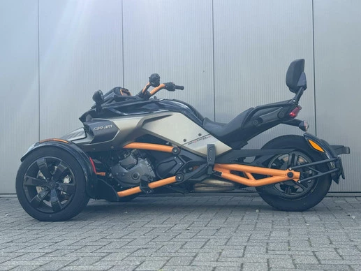 Can-Am Spyder - Afbeelding 13 van 15