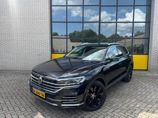 Volkswagen Touareg - Afbeelding 1 van 24