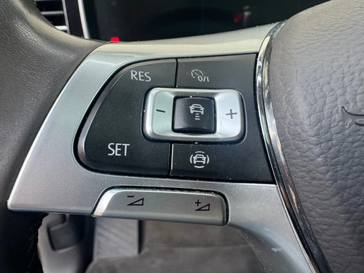 Volkswagen Touareg - Afbeelding 14 van 24
