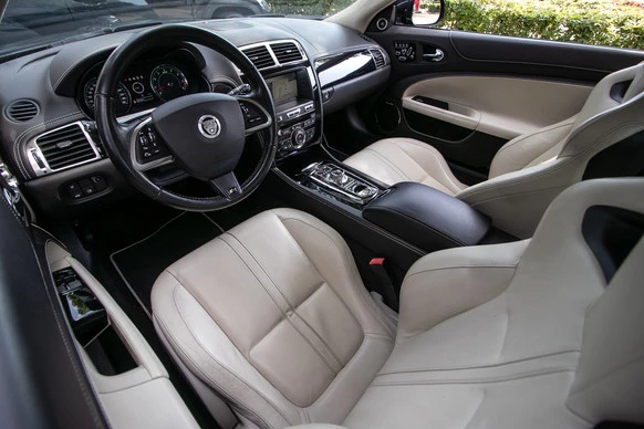 Jaguar XK - Afbeelding 8 van 30