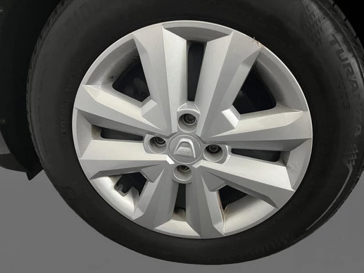 Dacia Sandero - Afbeelding 14 van 16