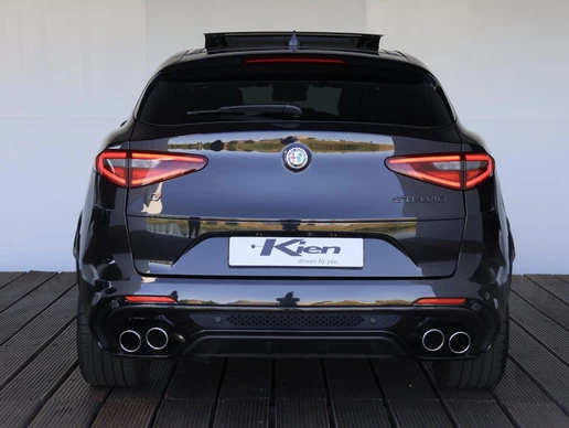 Alfa Romeo Stelvio - Afbeelding 18 van 30