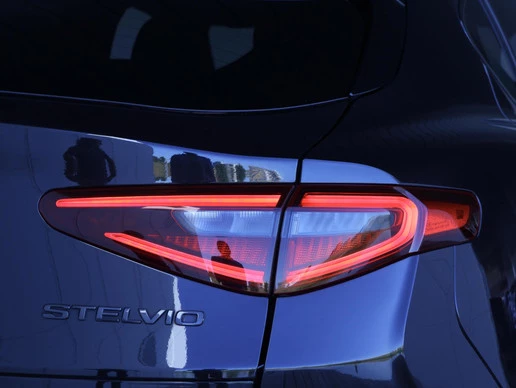 Alfa Romeo Stelvio - Afbeelding 23 van 30