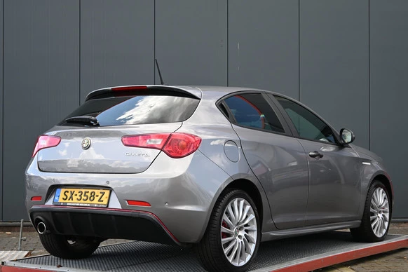 Alfa Romeo Giulietta - Afbeelding 3 van 30