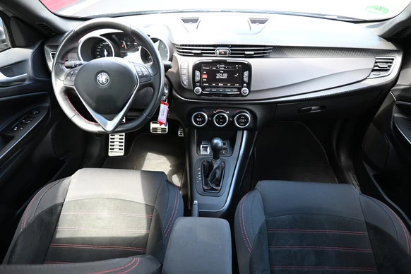 Alfa Romeo Giulietta - Afbeelding 28 van 30