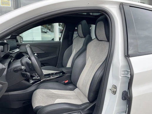 Peugeot e-208 - Afbeelding 18 van 30