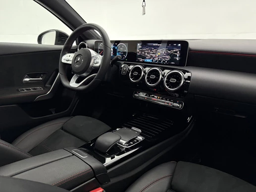 Mercedes-Benz A-Klasse - Afbeelding 14 van 30