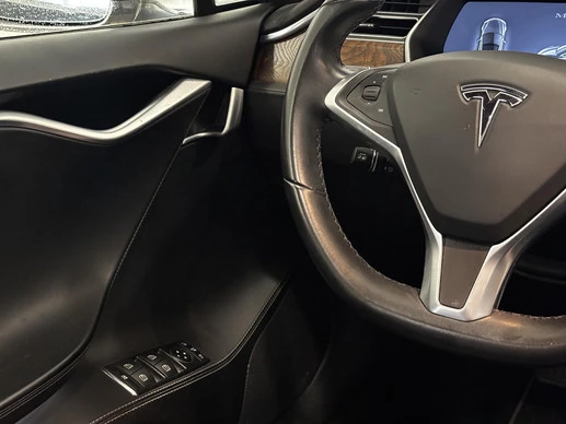 Tesla Model S - Afbeelding 16 van 27