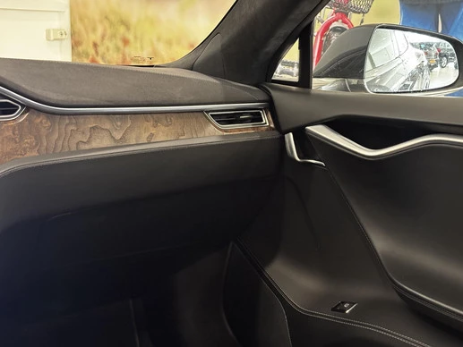 Tesla Model S - Afbeelding 22 van 27