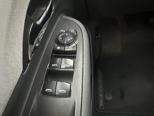 Opel Ampera-e - Afbeelding 9 van 28