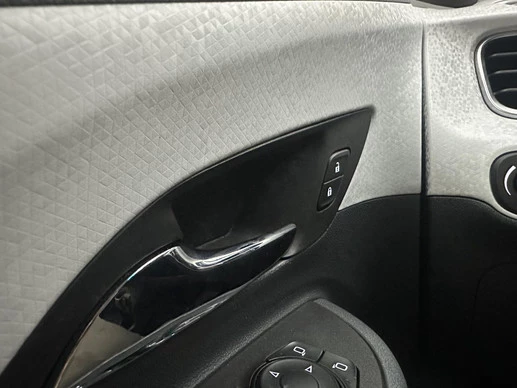 Opel Ampera-e - Afbeelding 15 van 28