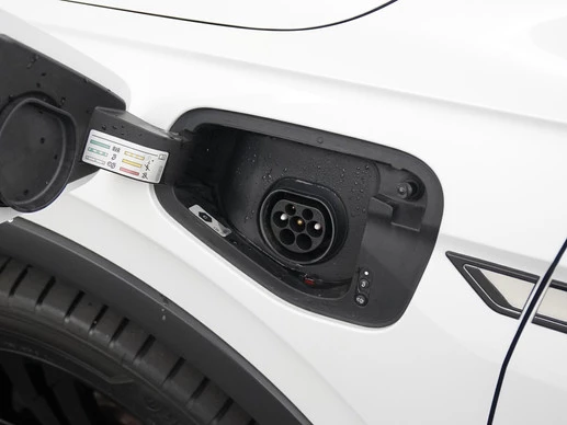 Volkswagen Tiguan - Afbeelding 24 van 30