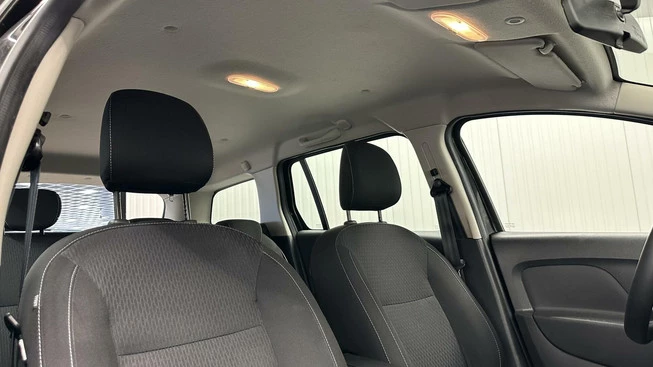 Dacia Logan - Afbeelding 15 van 30