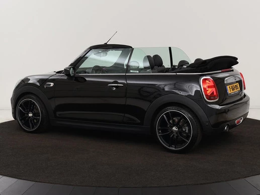 MINI Cooper Cabrio - Afbeelding 2 van 30