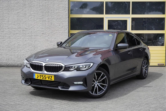 BMW 3 Serie - Afbeelding 1 van 18
