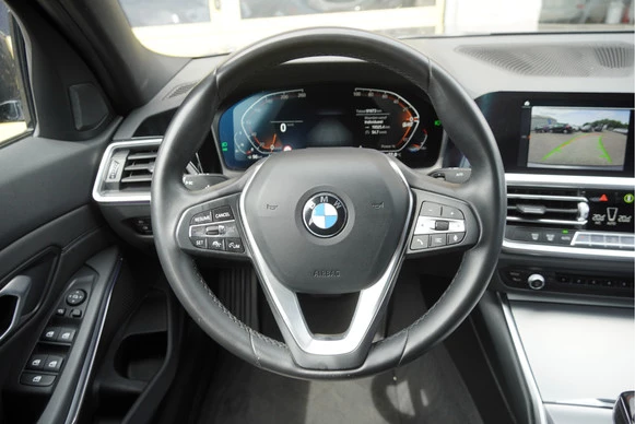 BMW 3 Serie - Afbeelding 16 van 18