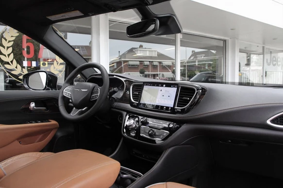 Chrysler Pacifica - Afbeelding 2 van 28
