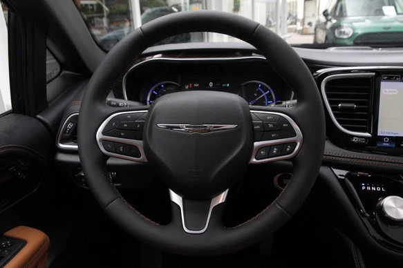 Chrysler Pacifica - Afbeelding 3 van 28