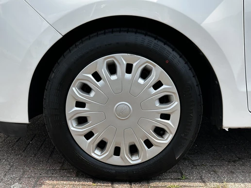 Ford Ka - Afbeelding 18 van 20