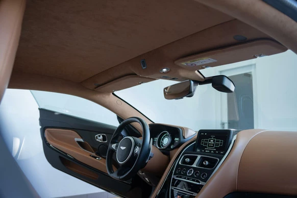 Aston Martin DB11 - Afbeelding 28 van 30