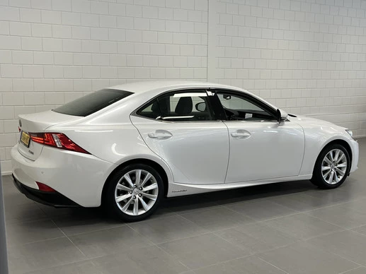 Lexus IS - Afbeelding 4 van 30