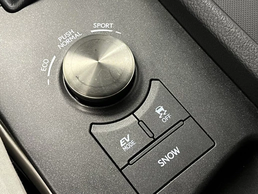 Lexus IS - Afbeelding 28 van 30