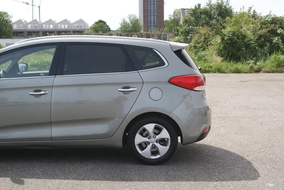 Kia Carens - Afbeelding 8 van 25