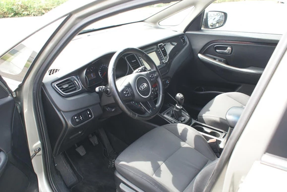 Kia Carens - Afbeelding 11 van 25