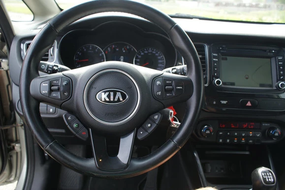 Kia Carens - Afbeelding 20 van 25