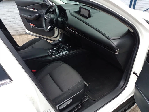 Mazda CX-30 - Afbeelding 17 van 30
