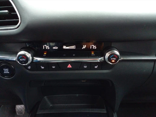 Mazda CX-30 - Afbeelding 26 van 30