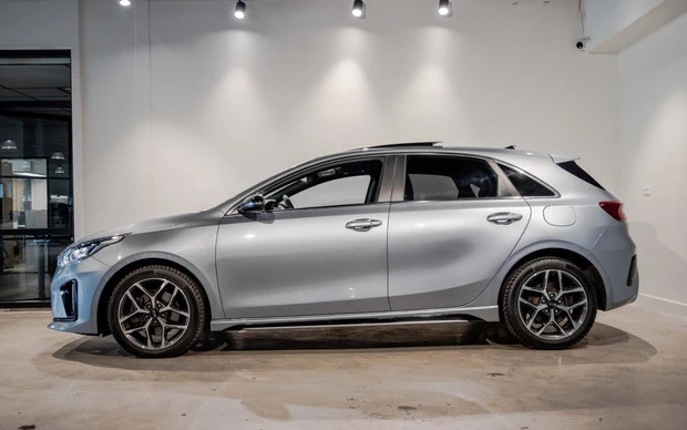 Kia Ceed - Afbeelding 2 van 29