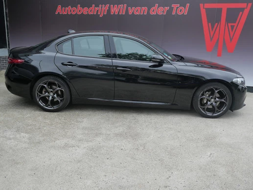 Alfa Romeo Giulia - Afbeelding 1 van 23