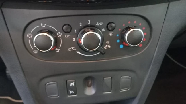 Dacia Sandero - Afbeelding 7 van 10