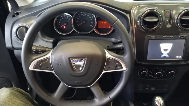 Dacia Sandero - Afbeelding 3 van 10