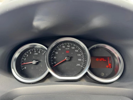 Dacia Sandero - Afbeelding 13 van 27