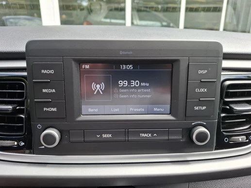 Kia Rio - Afbeelding 13 van 13