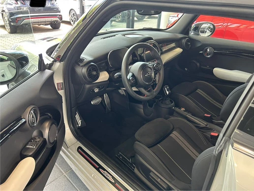 MINI Cooper - Afbeelding 8 van 23