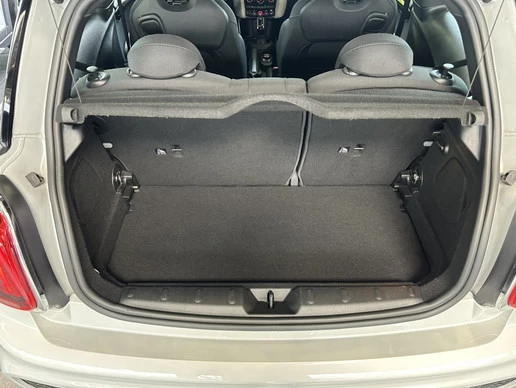 MINI Cooper - Afbeelding 16 van 23