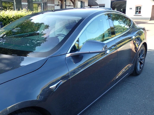 Tesla Model S - Afbeelding 7 van 30