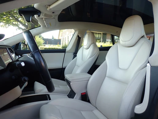 Tesla Model S - Afbeelding 9 van 30